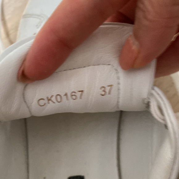 Dolce & Gabbana used but very good shape no damage - Picture 4 of 9